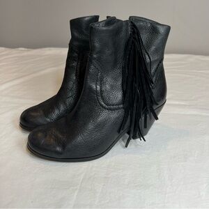 Sam Edelman black fringed leather Louie short cowgirl cowboy boots 6.5